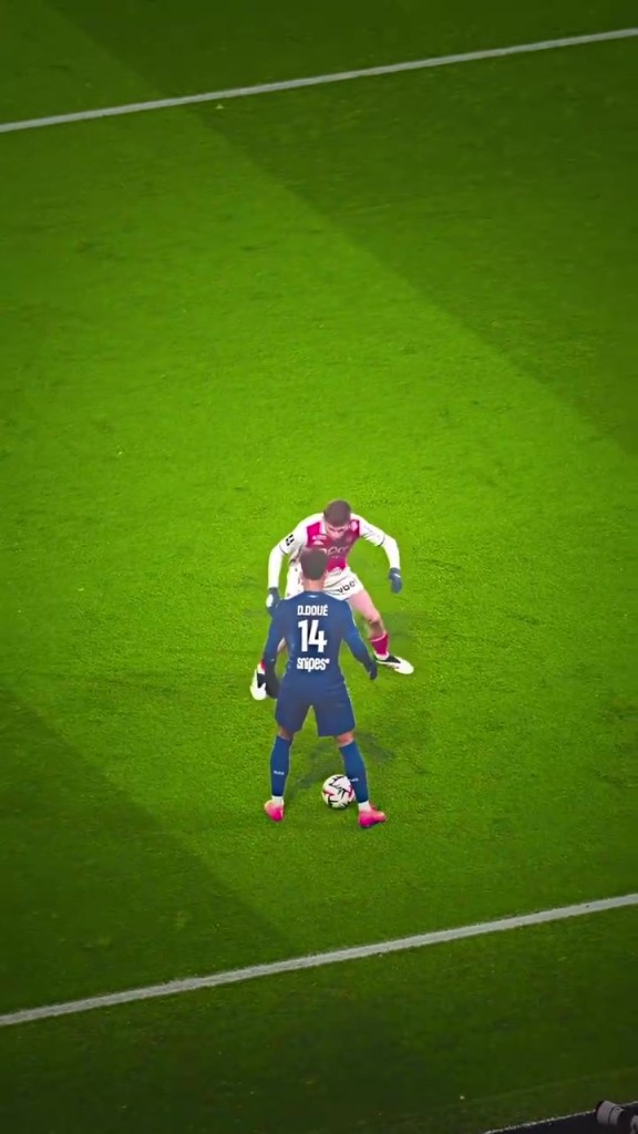 反向牛尾巴！慢鏡頭看杜埃這次極限博弈擺脫！